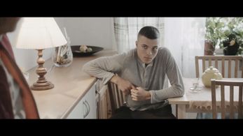 Toni Prince in Måste Gitt (2017)