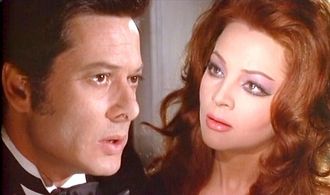 Sara Montiel and Vicente Parra in Varietés (1971)