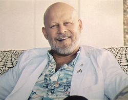 Dr George White in La Locura: The Madness