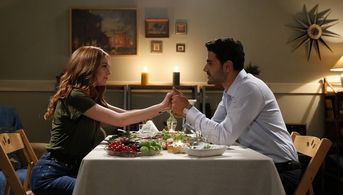 Burak Sevinç and Melis Sezen in Tainted Love (2019)