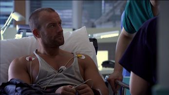 Ross O'Hennessy in Holby City (1999)