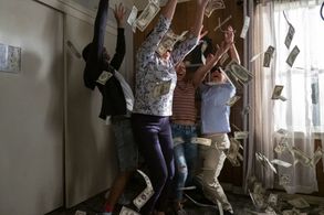 Peggy Blow, Brett Gray, Jason Genao, and Sierra Capri in On My Block (2018)