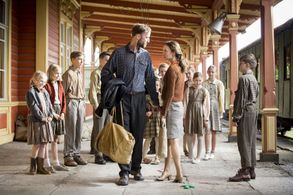 Märt Avandi, Ursula Ratasepp, and Liisa Koppel in The Fencer (2015)
