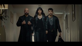 Mia Pistorius and Levi Holley in Straight Forward (2019)