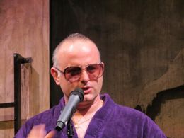 Marco Timpano as Vito Cazzolungo