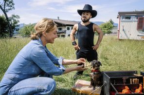 Aglaia Szyszkowitz in Zimmer mit Stall (2018)