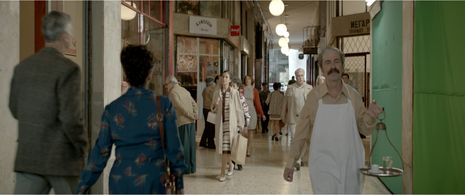 HOLLYWOOD ARCADE IN ATHENS A legendary place in the Center of Athens where all the movie companies were located during 5