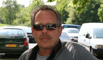 Behind the scenes commercial 