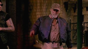 Michael Earl Reid in 2 Broke Girls (2011)