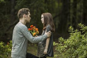 Joseph Morgan and Summer Fontana in The Originals (2013)