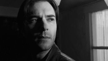 As Viktor Graves in 'Ragmork'