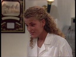 Tatum Dagelet in We zijn weer thuis (1989)