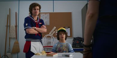 Joe Keery and Gaten Matarazzo in Stranger Things (2016)