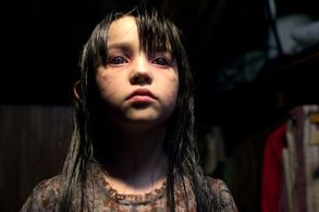 ISABEL CONNER stars as Jodi in THE AMITYVILLE HORROR.