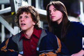 Dyllan Christopher and Gia Mantegna in Unaccompanied Minors (2006)