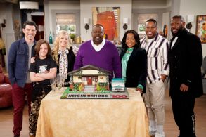 Tichina Arnold, Cedric the Entertainer, Max Greenfield, Sheaun McKinney, Beth Behrs, Marcel Spears, and Hank Greenspan a