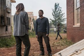 Brett Butler, Danai Gurira, and Tom Payne in The Walking Dead (2010)