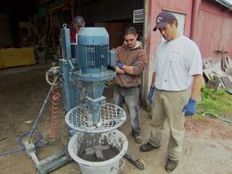 Mike Rowe in Dirty Jobs (2005)