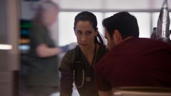 Amanda Marcheschi (Nurse Dina Garston) and Colin Donnell (Dr. Connor Rhodes) in Chicago Fire