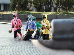 Erika Fong, Hector David Jr., Brittany Anne Pirtle, and Najee De-Tiege in Power Rangers Samurai (2011)