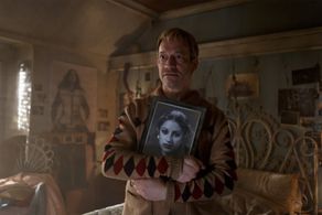 Ted Raimi in Ash vs Evil Dead (2015)