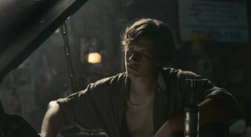 Nathan Varnson as Scotty in Bandito (2014)