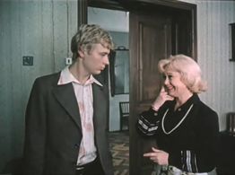 Svetlana Nemolyaeva and Oleg Stefan in Polosa vezeniya (1983)