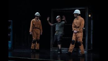 Wonderland Nottingham Playhouse 2019 with Josh Glenister and John Booker