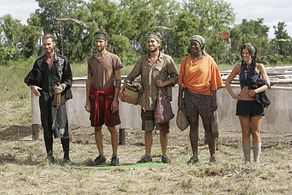 Tamara Johnson, Benjamin Wade, James Thomas Jr., Erinn Lobdell, and Stephen Fishbach in Survivor (2000)