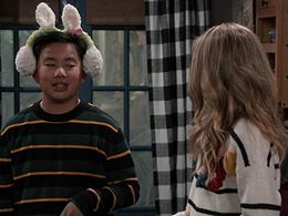 Albert Tsai and Ruby Rose Turner in Coop and Cami Ask the World (2018)