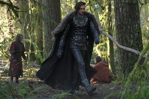Robert Carlyle, Brandon Spink, and Torstein Bjørklund in Once Upon a Time (2011)