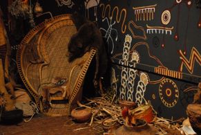 Interior set of the ice box.