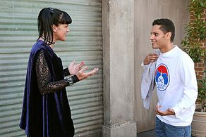 Pauley Perrette and Daniel Louis Rivas in NCIS (2003)