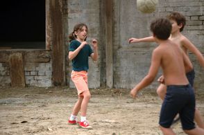 Daniela Piepszyk in The Year My Parents Went on Vacation (2006)