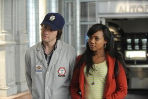 Tiffany Hines and Luke Kleintank in Bones (2005)