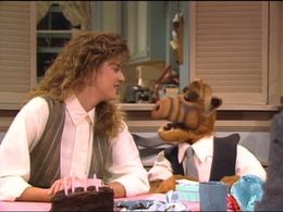 Andrea Elson and Paul Fusco in ALF (1986)