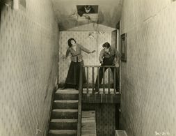 Earl Metcalfe and Estelle Taylor in While New York Sleeps (1920)