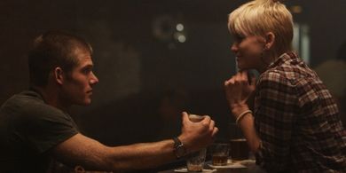 Chris Carmack and Melissa Jones in The Butterfly Effect 3: Revelations (2009)