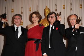 Sigourney Weaver, Rick Carter, Kim Sinclair, and Robert Stromberg at an event for The 82nd Annual Academy Awards (2010)