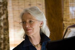 Jane Alexander in Feast of Love (2007)