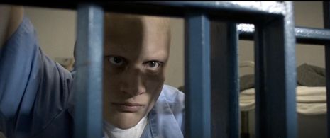 -as Inmate Peter on Sprung, season 1 episode 8.