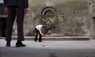 Pino Patti and Ugo Tognazzi in Il gatto (1977)