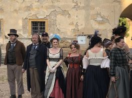 On Set - Lore (S2) 2018