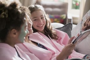 Aubrey Anderson-Emmons in Modern Family (2009)