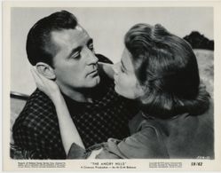 Robert Mitchum and Elisabeth Müller in The Angry Hills (1959)