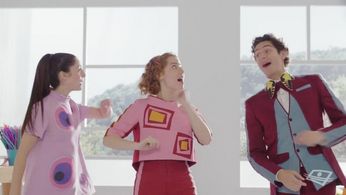 Élodie Grenier, Gabrielle Fontaine, and Jean-François Pronovost in Passe-Partout (2019)