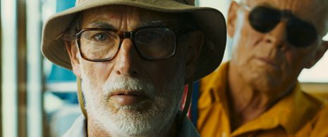 Rolf Becker and Héctor Noguera in Mr. Kaplan (2014)