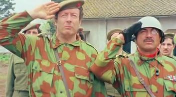 Renzo Montagnani and Jacques Stany in The Soldier with Great Maneuvers (1978)