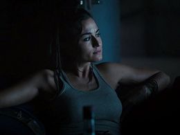 Romina D'Ugo in 12 Monkeys (2015)