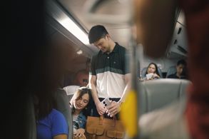 Rayver Cruz and Julie Anne San Jose in The Cheating Game (2023)